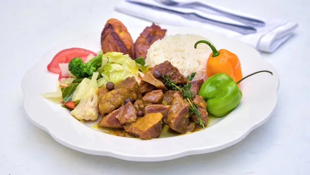 5.CurryGoatsm-640w
